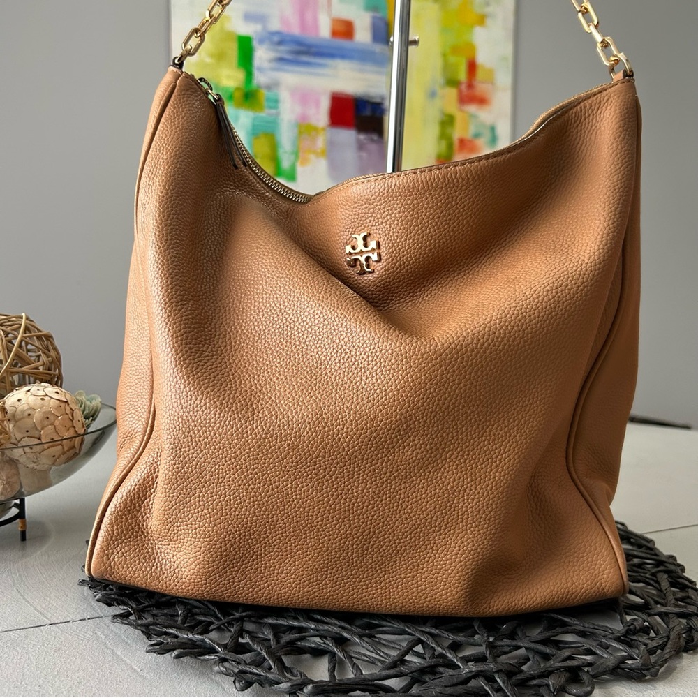 Tory Burch Carter Slouchy Hobo Bag - Picture 2 of 11